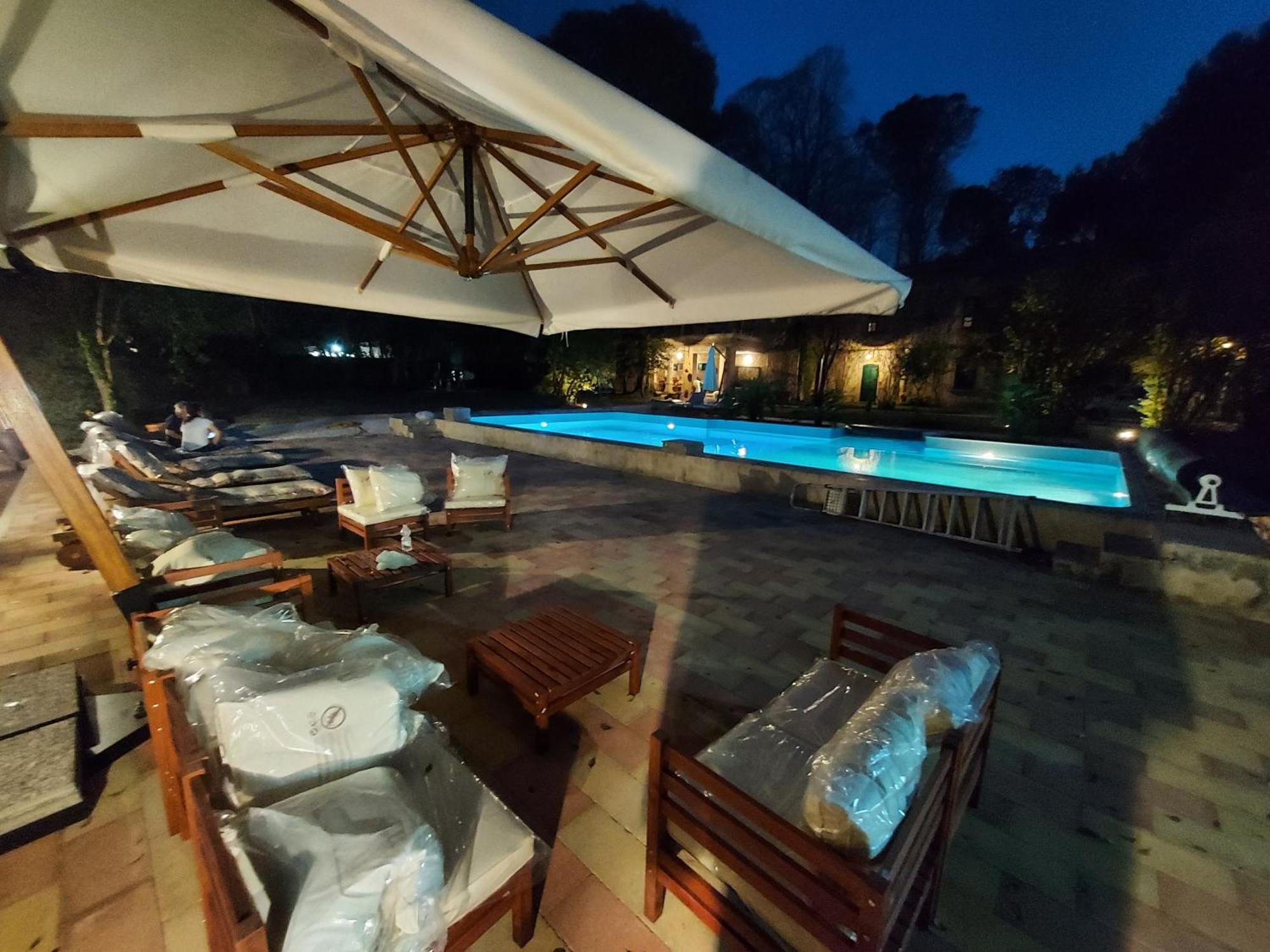 The Baron'S Estate Hotel Torre de' Passeri Exterior foto